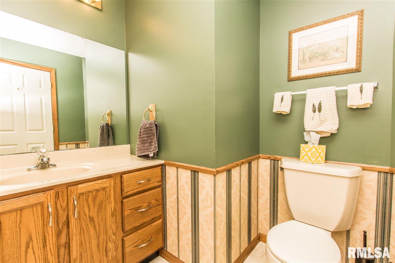 9731 West Whittingham Point Mapleton, IL 61547 - Photo 16 of 36