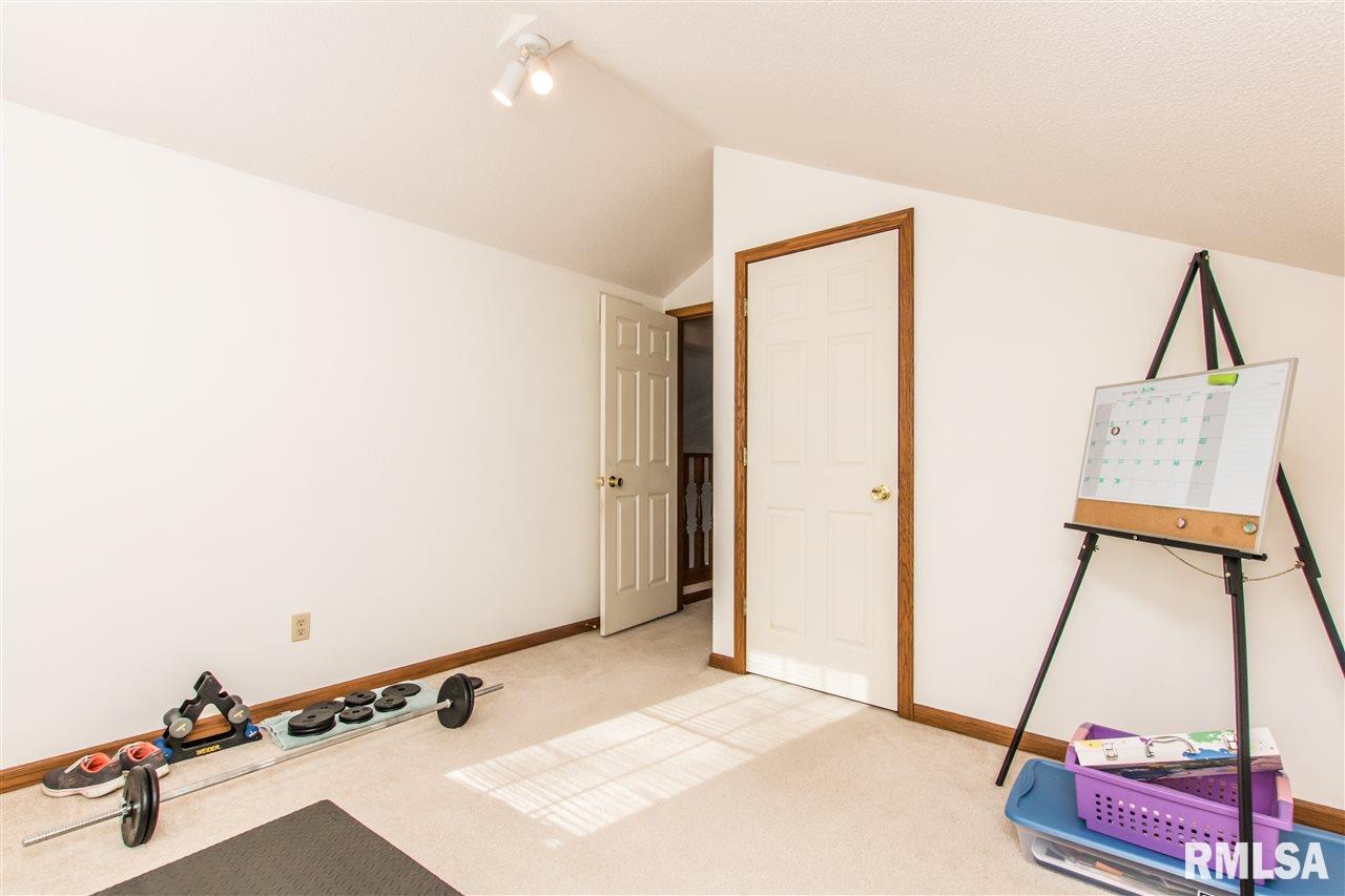 9731 West Whittingham Point Mapleton, IL 61547 - Photo 18 of 36
