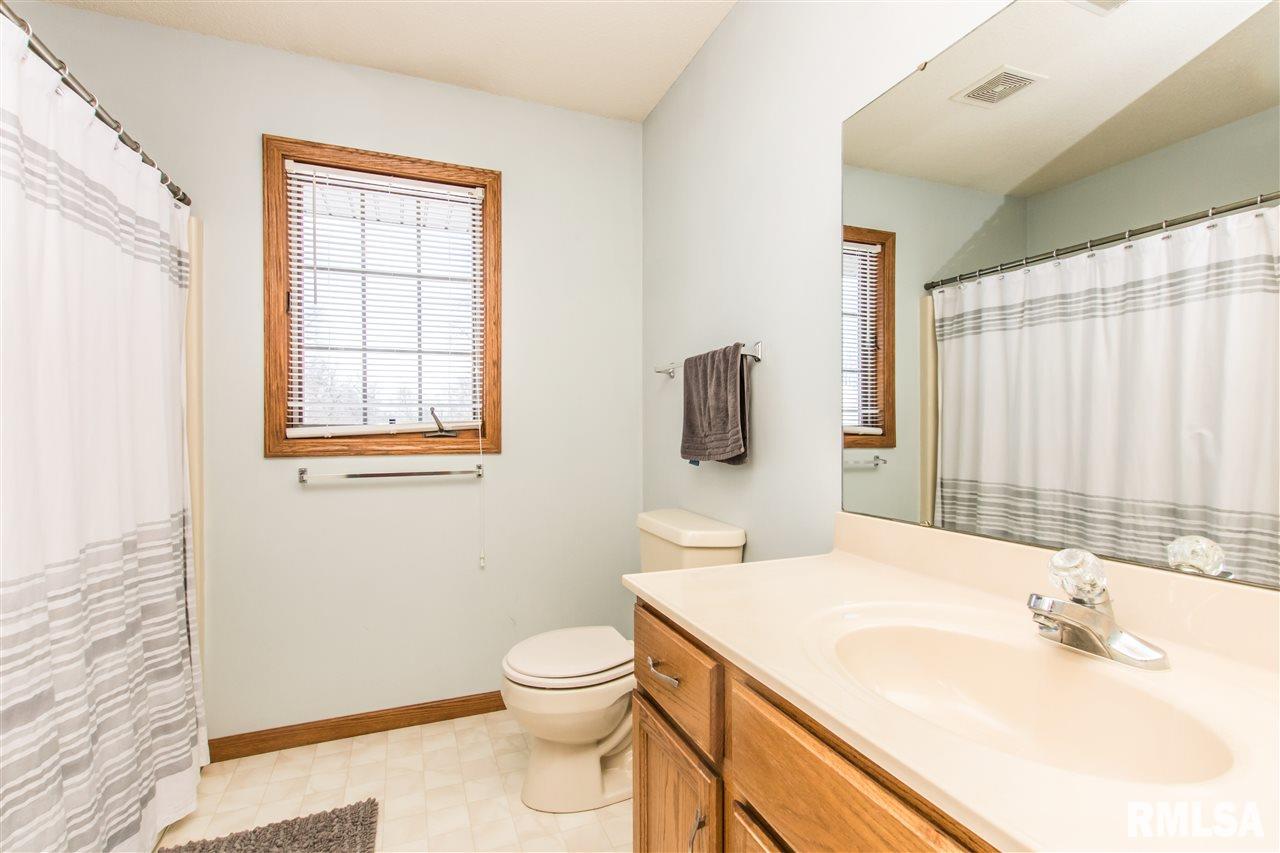 9731 West Whittingham Point Mapleton, IL 61547 - Photo 20 of 36