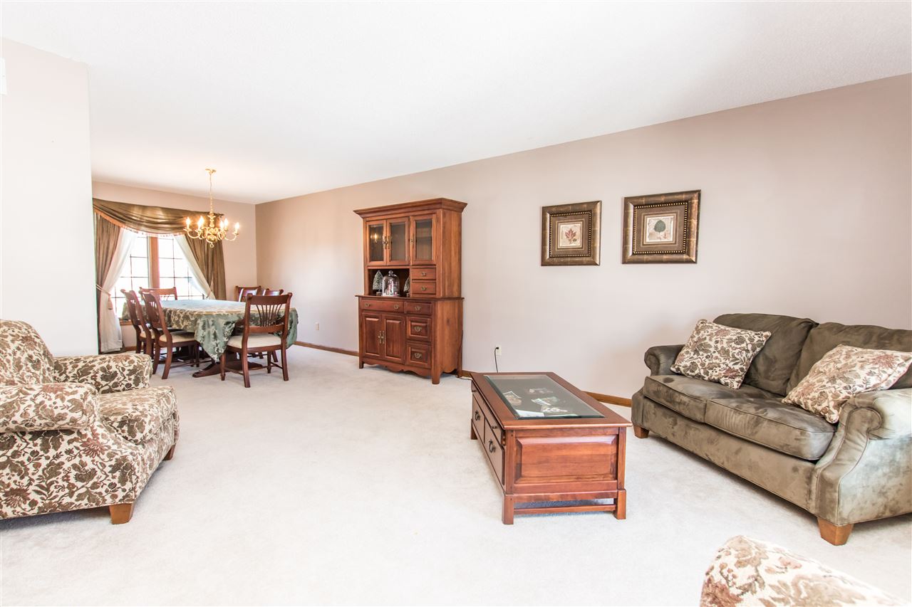 9731 West Whittingham Point Mapleton, IL 61547 - Photo 2 of 36
