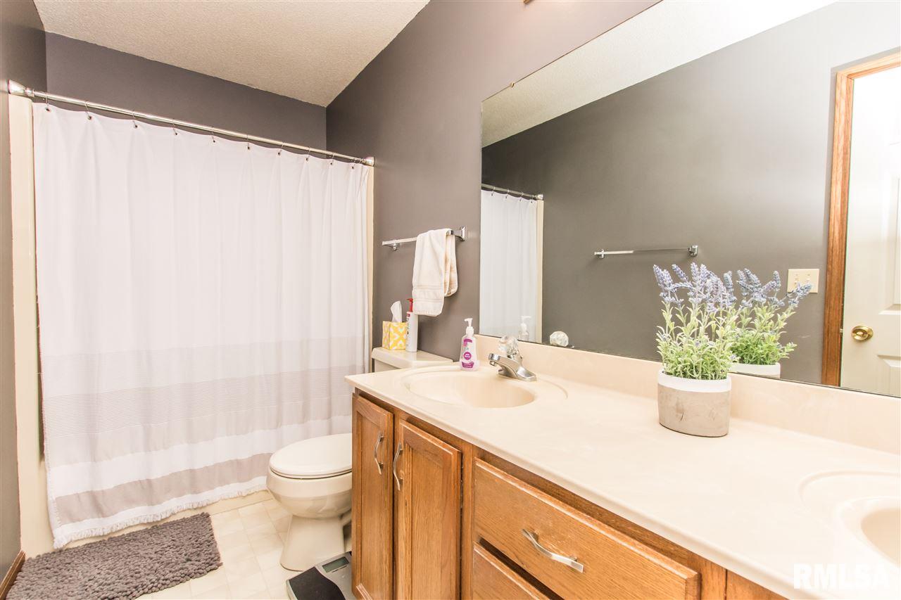 9731 West Whittingham Point Mapleton, IL 61547 - Photo 29 of 36