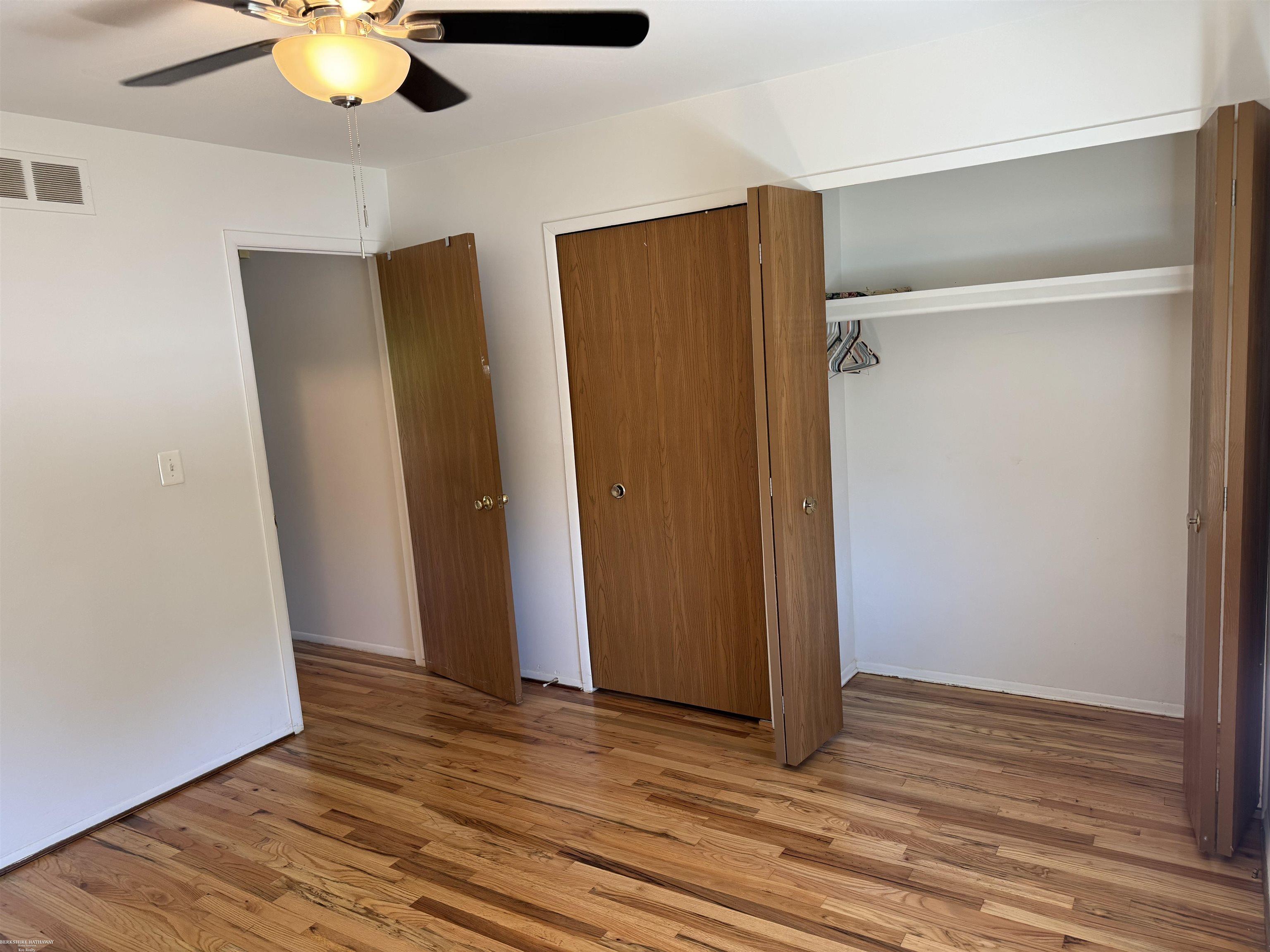 8755 Sterling Street Center Line, MI 48015 - Photo 4 of 8