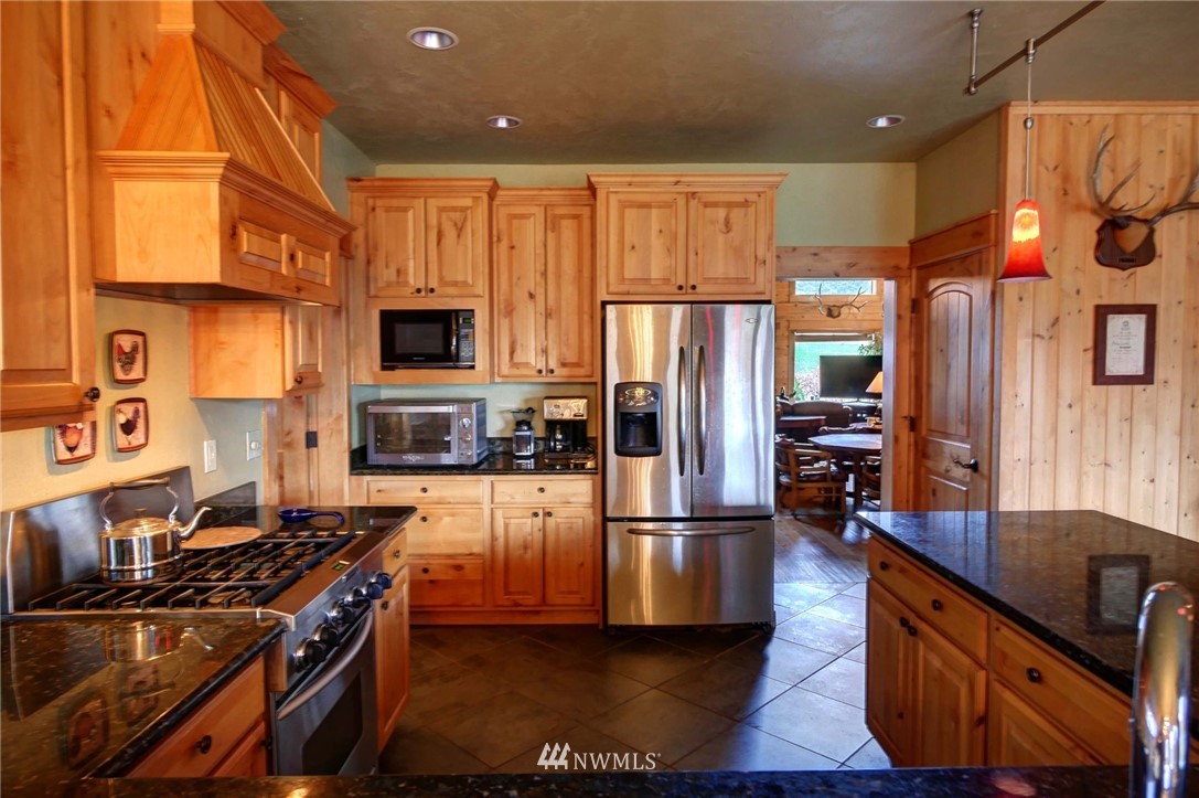 19 Lightning Pine Road Methow, WA 98834 - Photo 14 of 34