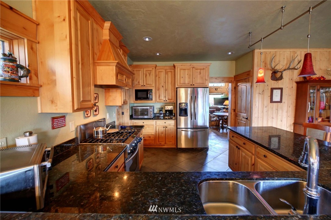 19 Lightning Pine Road Methow, WA 98834 - Photo 15 of 34