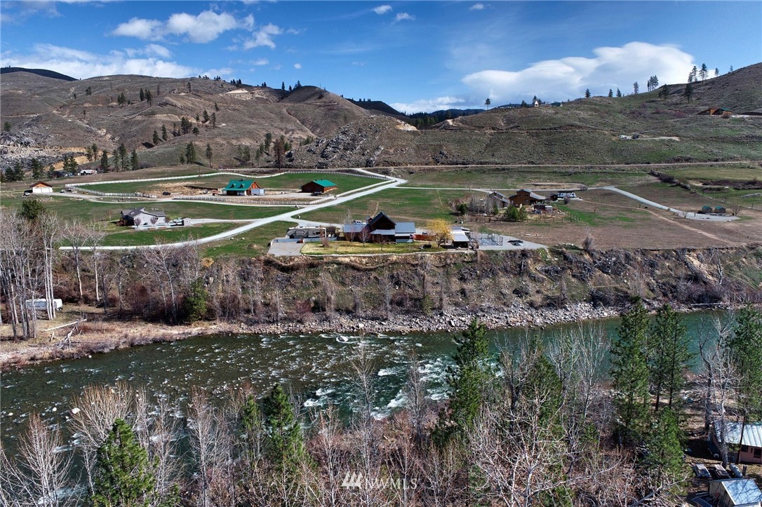 19 Lightning Pine Road Methow, WA 98834 - Photo 3 of 34