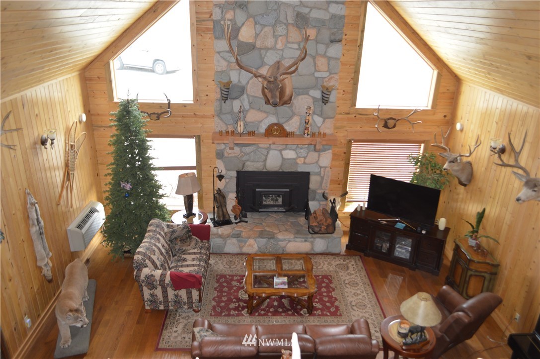 19 Lightning Pine Road Methow, WA 98834 - Photo 10 of 34