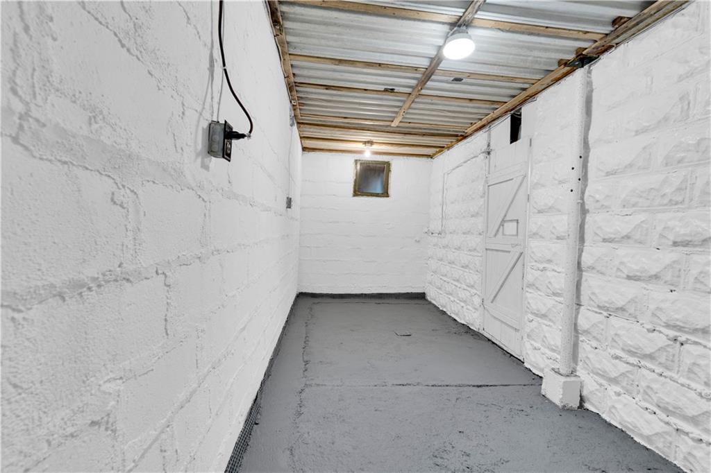 2071-2073 Brodhead Road Aliquippa, PA 15001 - Photo 32 of 34