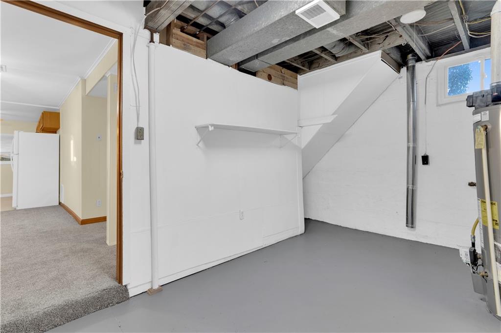 2071-2073 Brodhead Road Aliquippa, PA 15001 - Photo 33 of 34 a view of small space