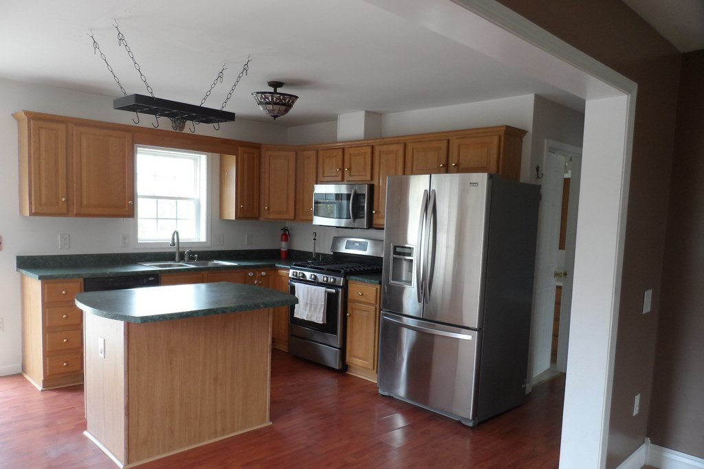 1353 Cumberland Head Road Plattsburgh, NY 12901 - Photo 3 of 20 Gallery Image 3