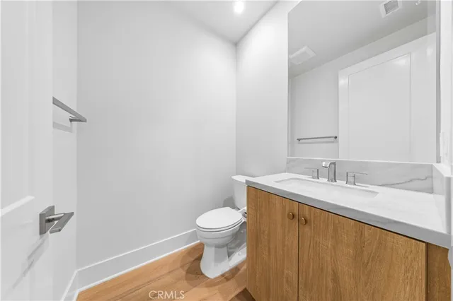 $11,000 | 233 Pinnacle, Irvine, CA 92602