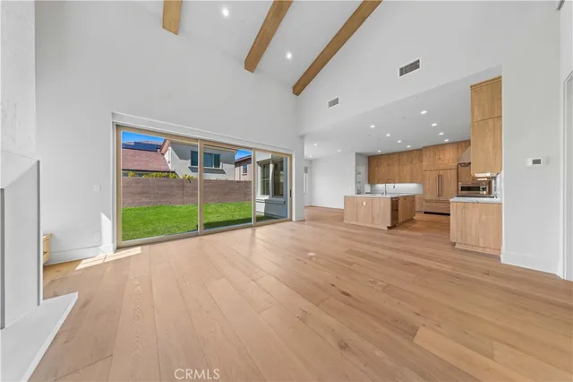 $11,000 | 233 Pinnacle, Irvine, CA 92602