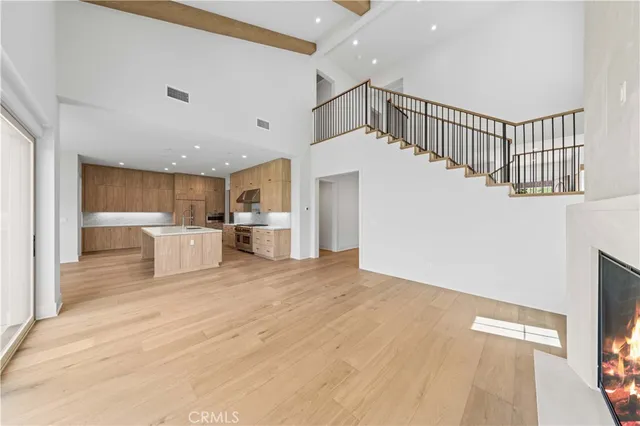 $11,000 | 233 Pinnacle, Irvine, CA 92602