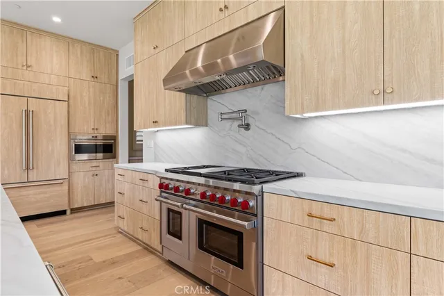 $11,000 | 233 Pinnacle, Irvine, CA 92602