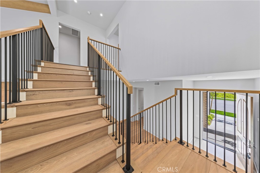 233 Pinnacle Irvine, CA 92602 - Photo 31 of 64