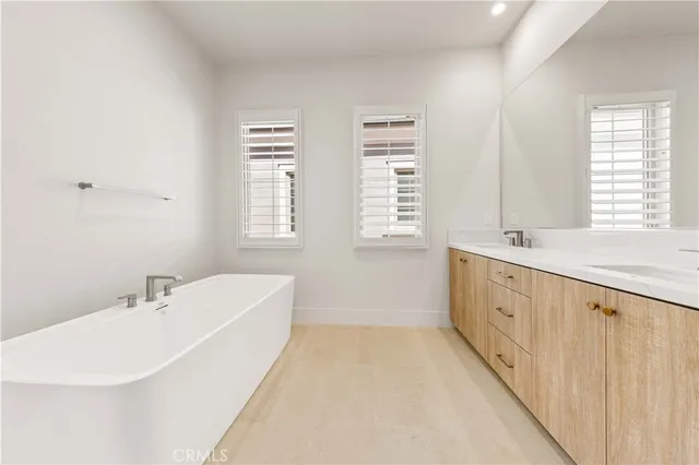 $11,000 | 233 Pinnacle, Irvine, CA 92602