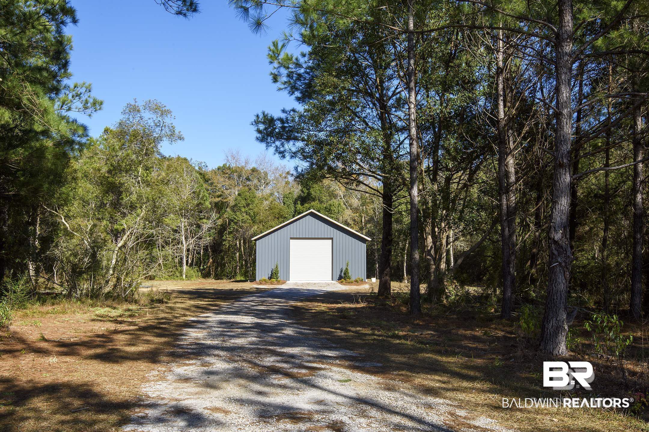 9538 Vernant Park Road Foley, AL 36535 - Photo 5 of 6 View of garage