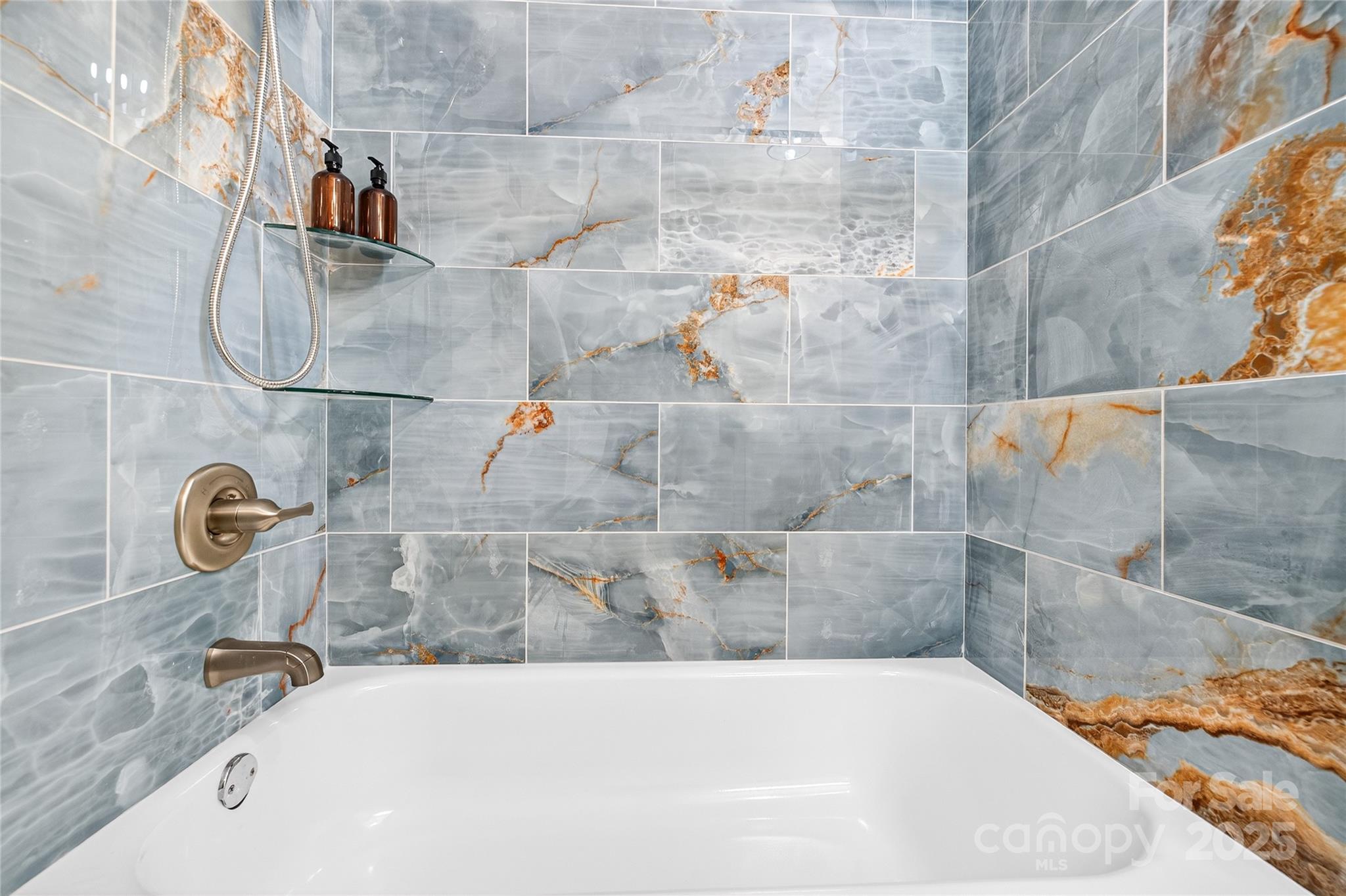 1300 Queens Road, Unit 409 Charlotte, NC 28207 - Photo 11 of 35