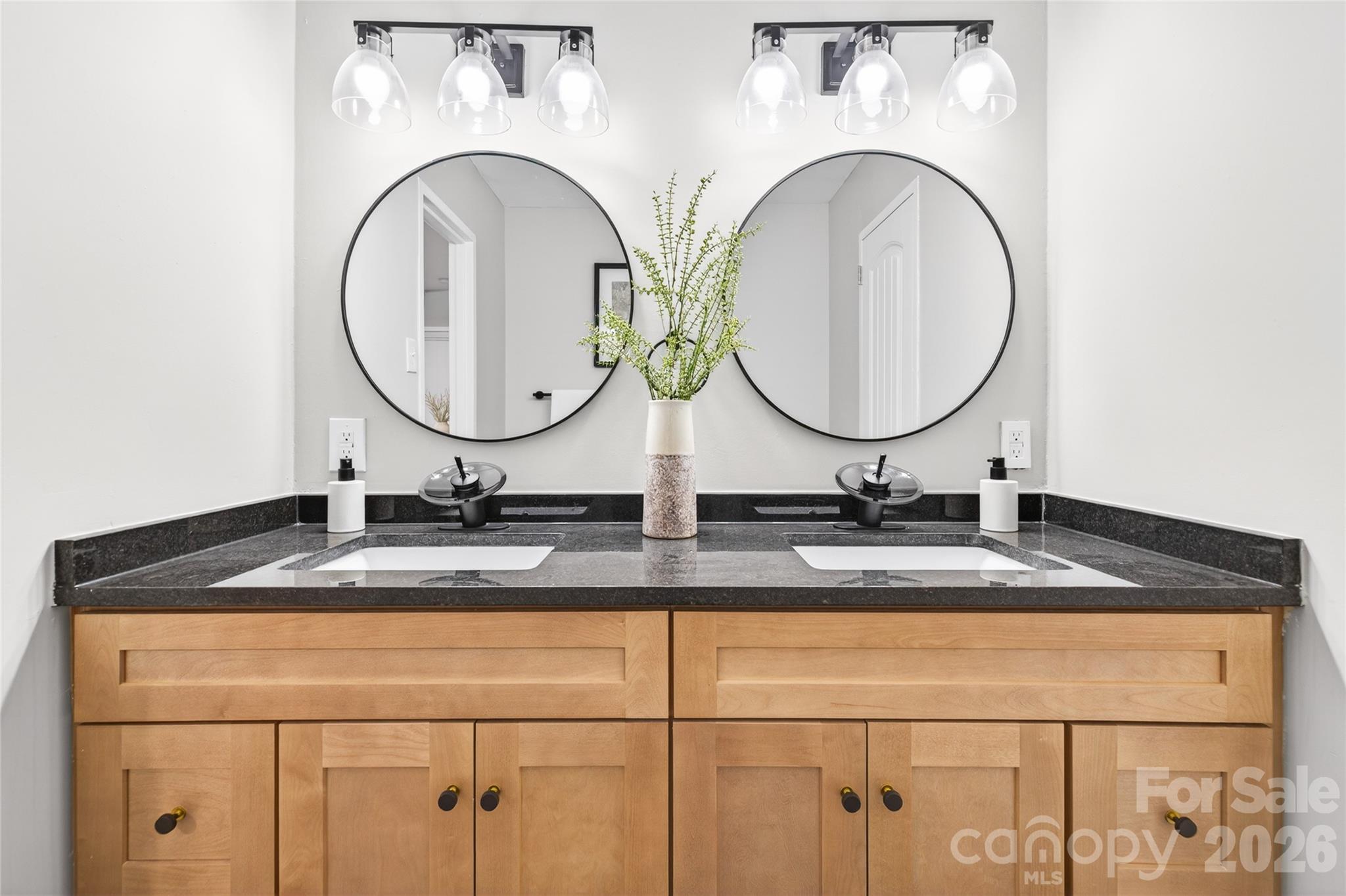 1300 Queens Road, Unit 409 Charlotte, NC 28207 - Photo 21 of 37 Gallery Image 21