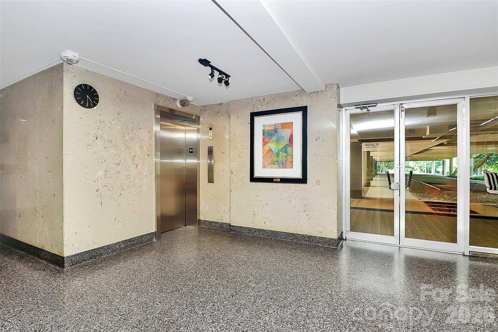 1300 Queens Road, Unit 409 Charlotte, NC 28207 - Photo 28 of 37 Gallery Image 28
