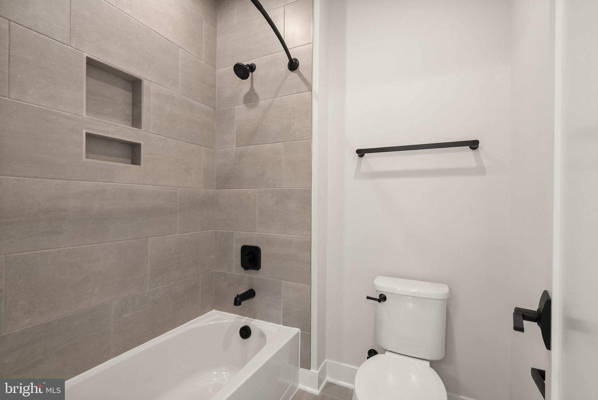 7232 Andrus Road Bethesda, MD 20817 - Photo 30 of 36 Modern buddy bath with great finishes.