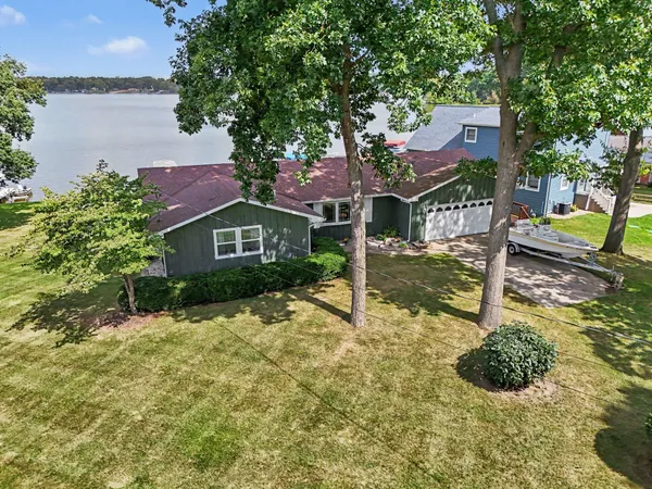$569,000 | 59287 Yeatter Road, Colon, MI 49040