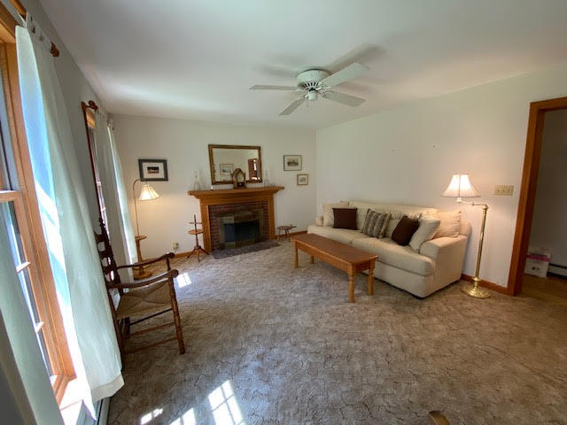 62 Hidden Pond Road Harpswell, ME 04079 - Photo 19 of 56 Livingroom