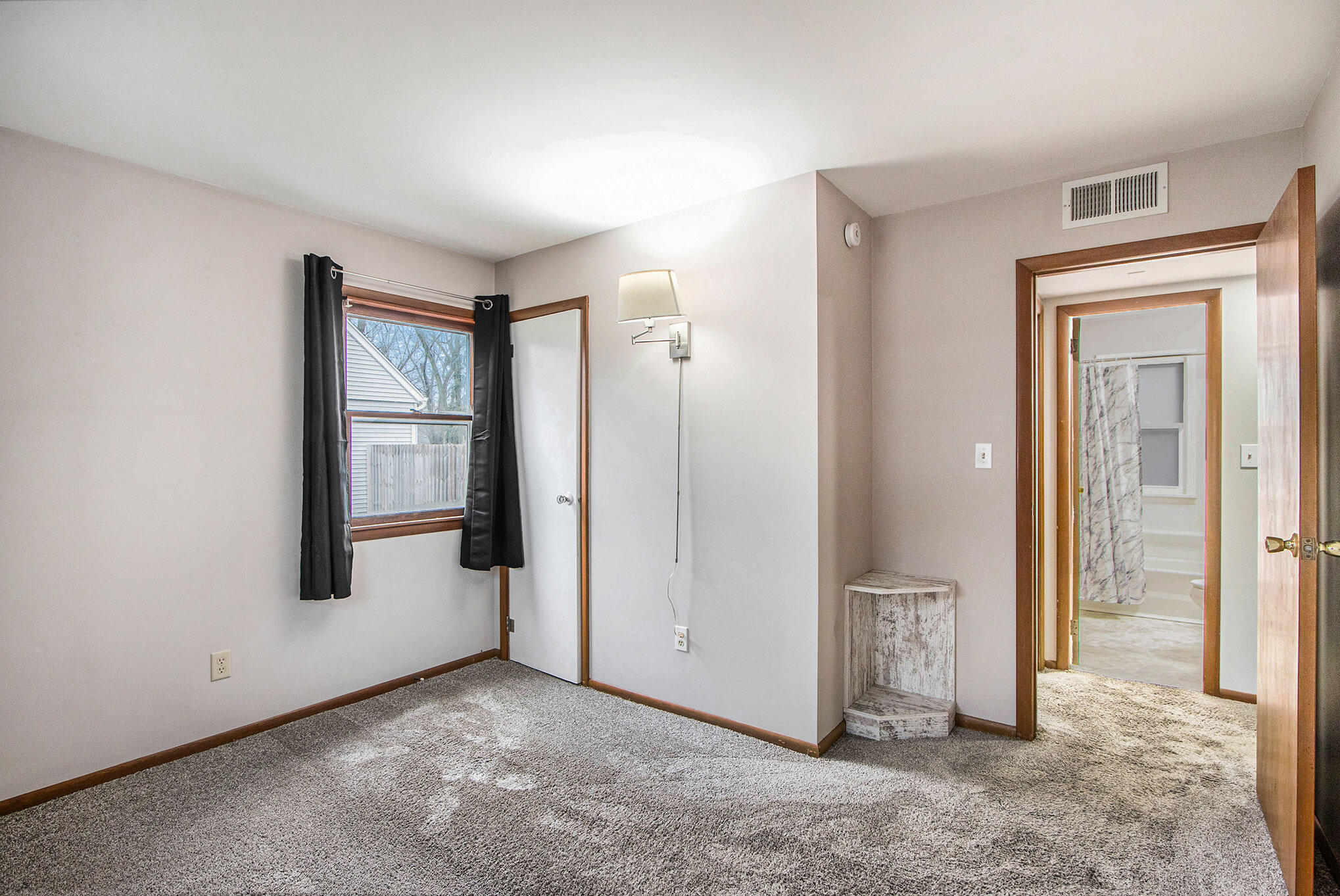 3309 Random Road Kalamazoo, MI 49004 - Photo 9 of 17 009-3309-random-rd-kalamazoo-mi-49004