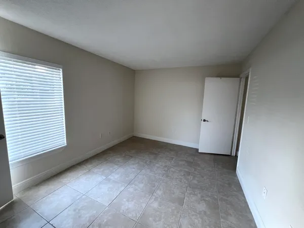 $1,950 | 815 West Boynton Beach Boulevard, Unit 12101, Boynton Beach, FL 33426