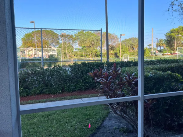 $1,950 | 815 West Boynton Beach Boulevard, Unit 12101, Boynton Beach, FL 33426