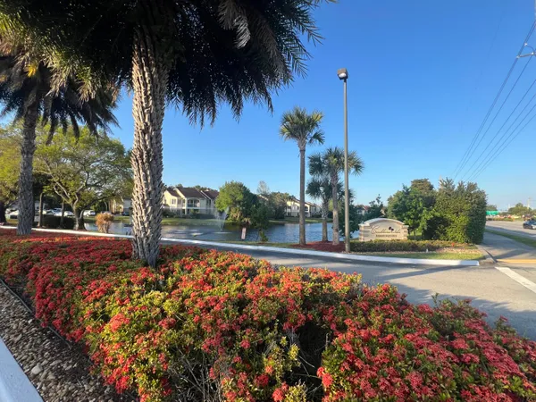 $1,950 | 815 West Boynton Beach Boulevard, Unit 12101, Boynton Beach, FL 33426