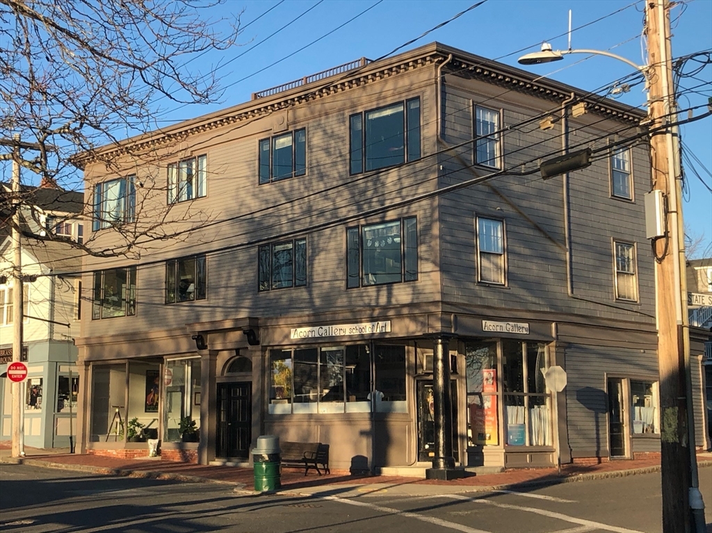 72 Front Street, Unit 4 Marblehead, MA 01945 - Photo 2 of 15