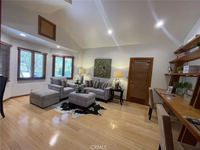 $5,980 | 761 South Los Robles Avenue, Pasadena, CA 91106