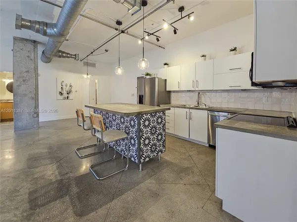 $3,000 | 444 Northeast 30th Street, Unit 604, Miami, FL 33137