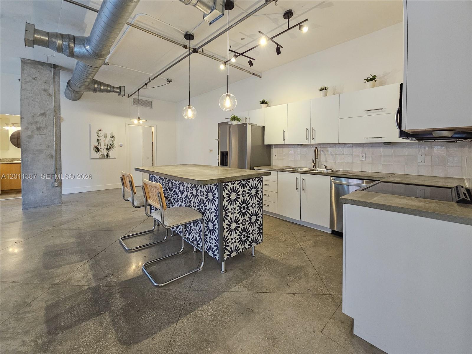 444 Northeast 30th Street, Unit 604 Miami, FL 33137 - Photo 2 of 26