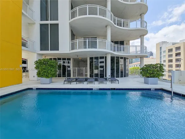 $3,000 | 444 Northeast 30th Street, Unit 604, Miami, FL 33137