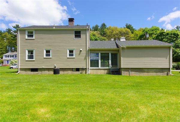 10 Corcoran Road Burlington, MA 01803 - Photo 2 of 27 Gallery Image 2