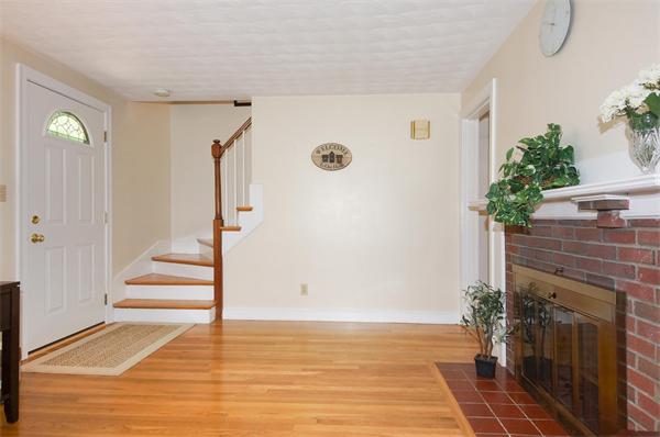 10 Corcoran Road Burlington, MA 01803 - Photo 9 of 27 Gallery Image 9