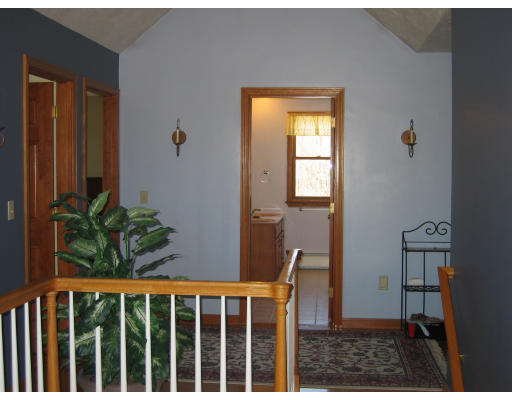 95 Hunting Hill Road Lunenburg, MA 01462 - Photo 19 of 24 Gallery Image 19