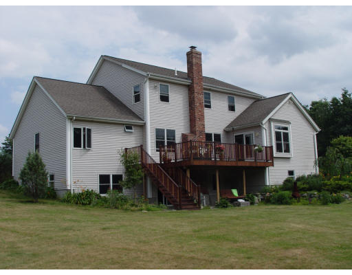 95 Hunting Hill Road Lunenburg, MA 01462 - Photo 4 of 24 Gallery Image 4