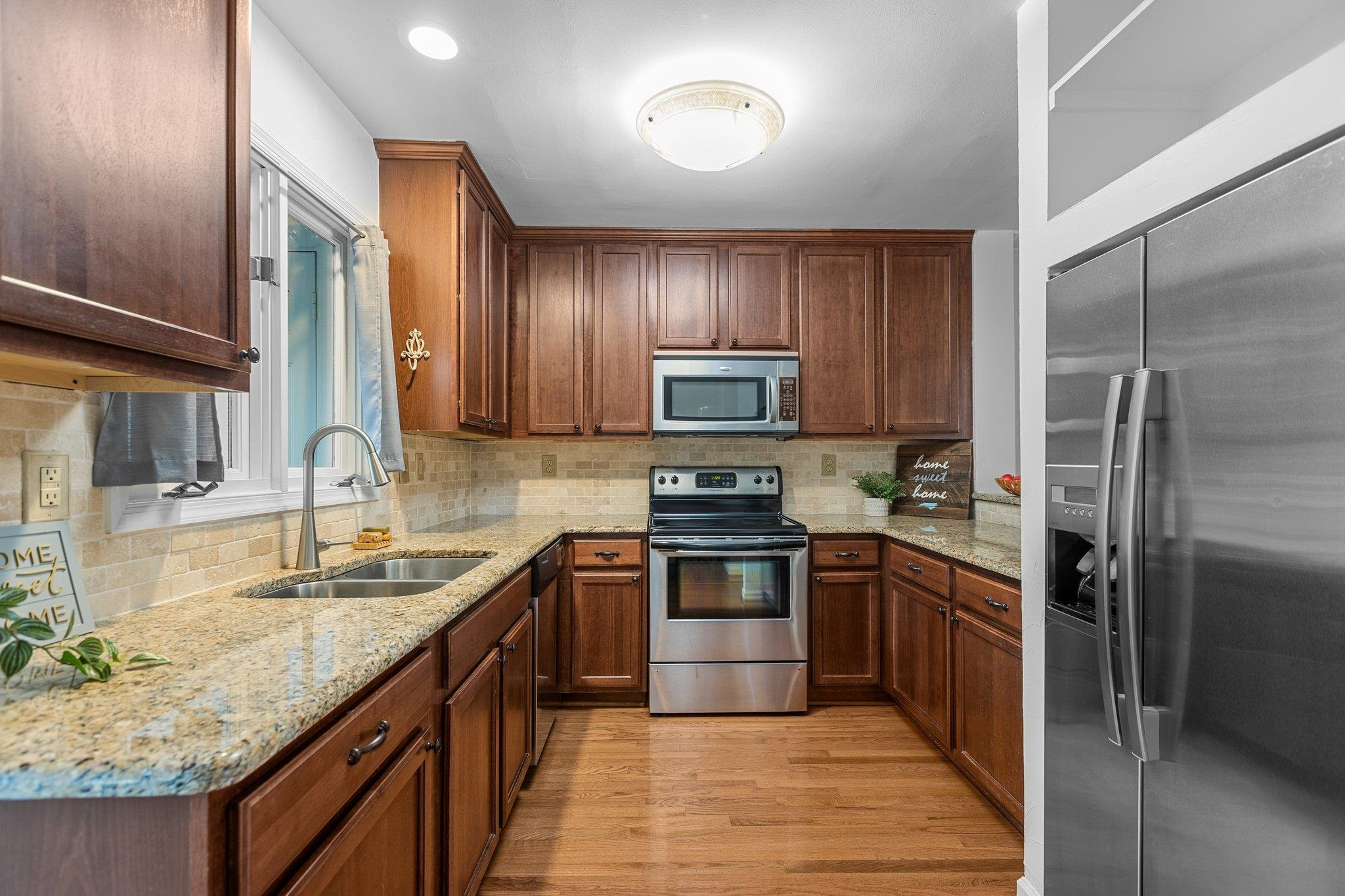 3903 Carnegie Lane Raleigh, NC 27612 - Photo 17 of 36 Kitchen