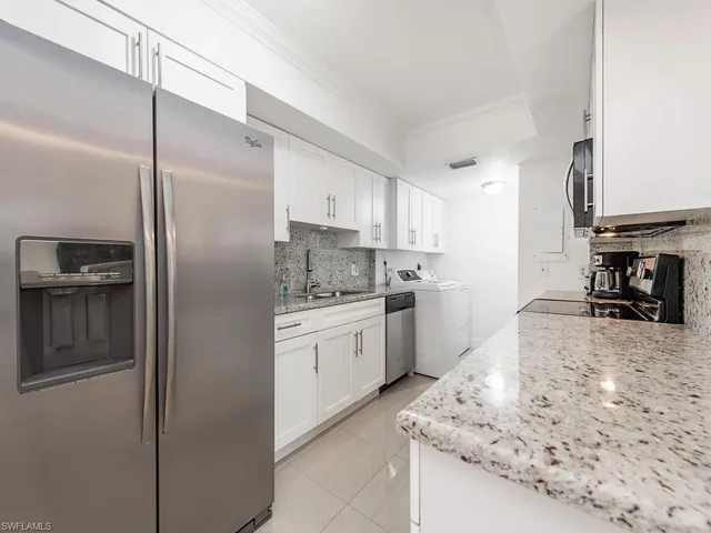 $1,900 | 3635 Boca Ciega Drive, Unit 301, Naples, FL 34112