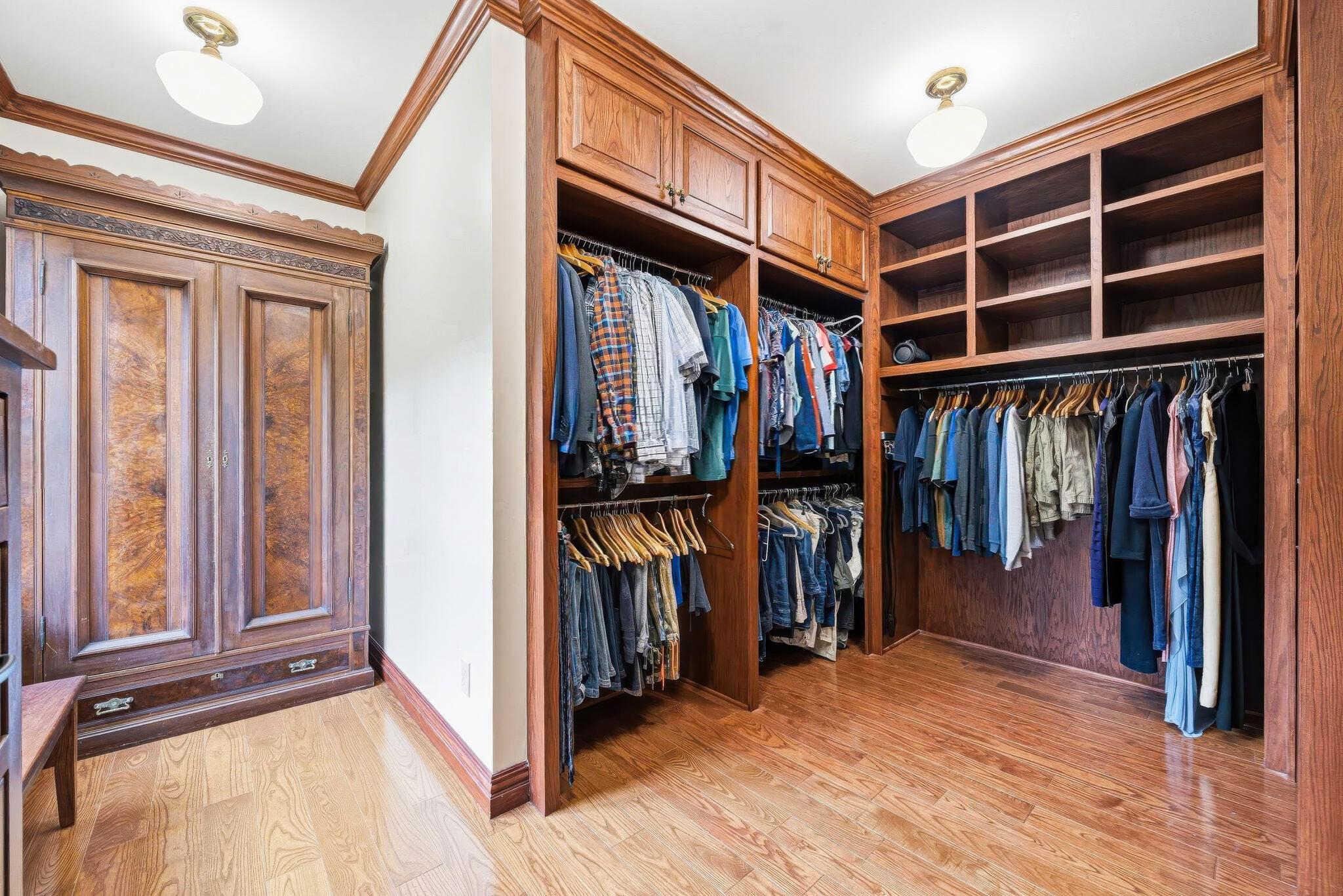 4457 Green Cook Road Johnstown, OH 43031 - Photo 44 of 110 Primary Closet