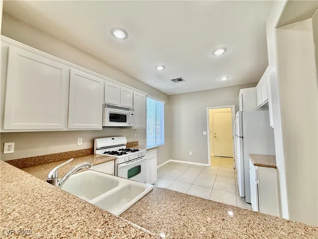 $2,050 | 5147 Progresso Street, Las Vegas, NV 89135