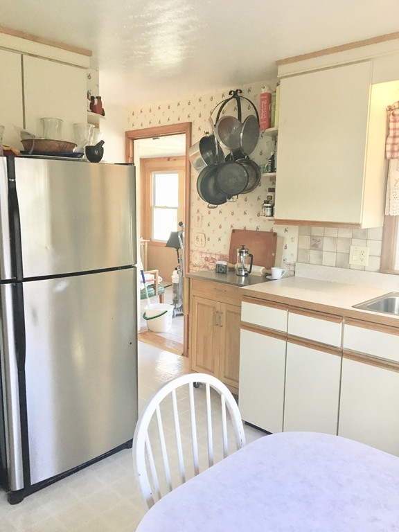 37 Davis Road Rockland, MA 02370 - Photo 7 of 25