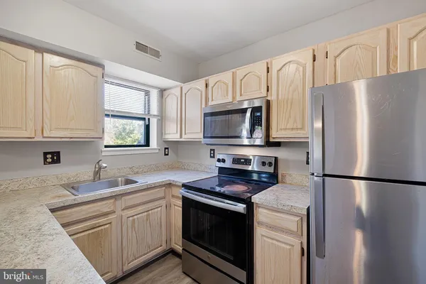 $1,400 | 164 Paladin Drive, Wilmington, DE 19802