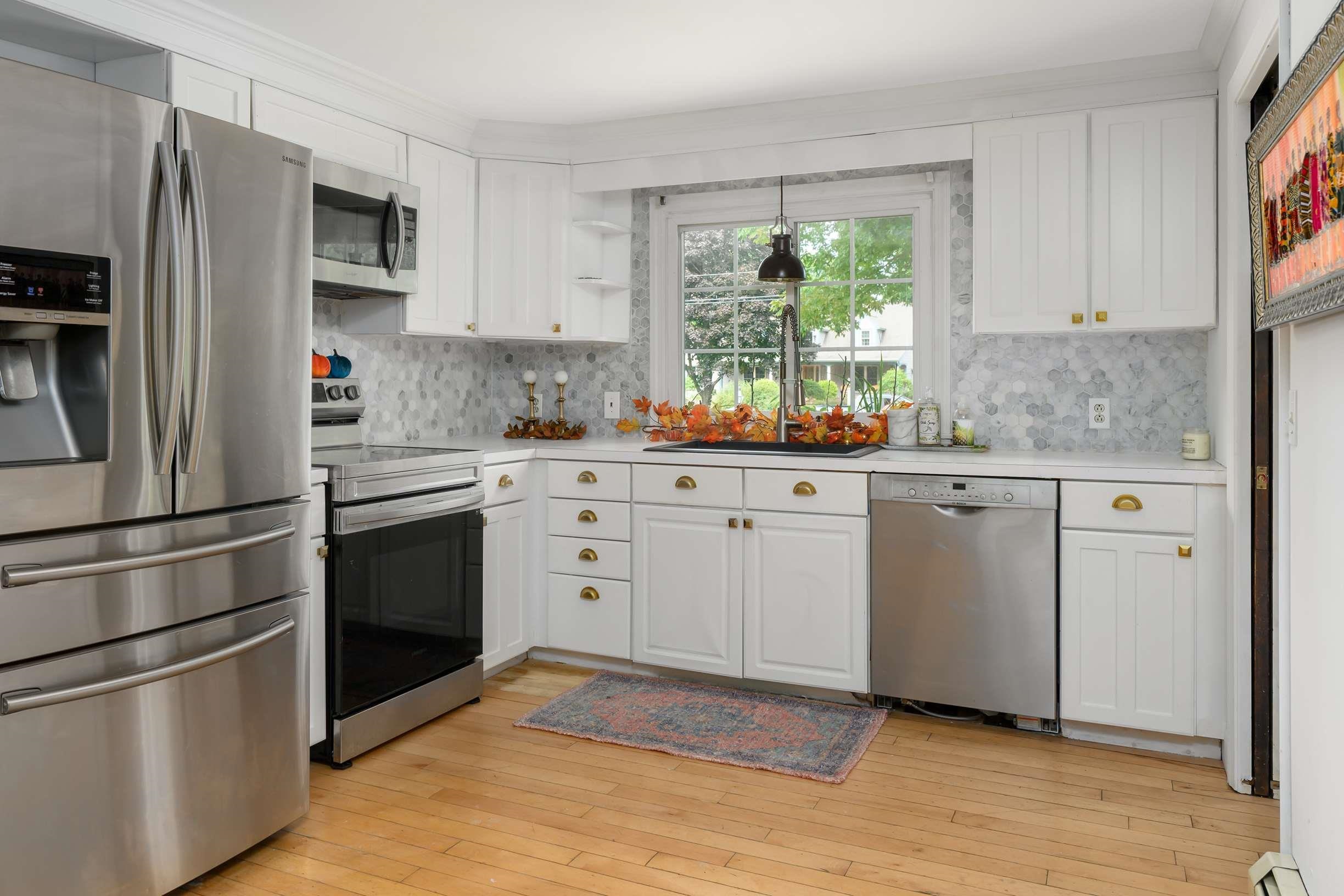 7 Dover Neck Road Dover, NH 03820 - Photo 6 of 23 Gallery Image 6