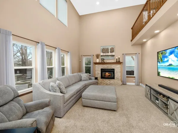 $535,000 | 1524 West Mooseheart Road, North Aurora, IL 60542