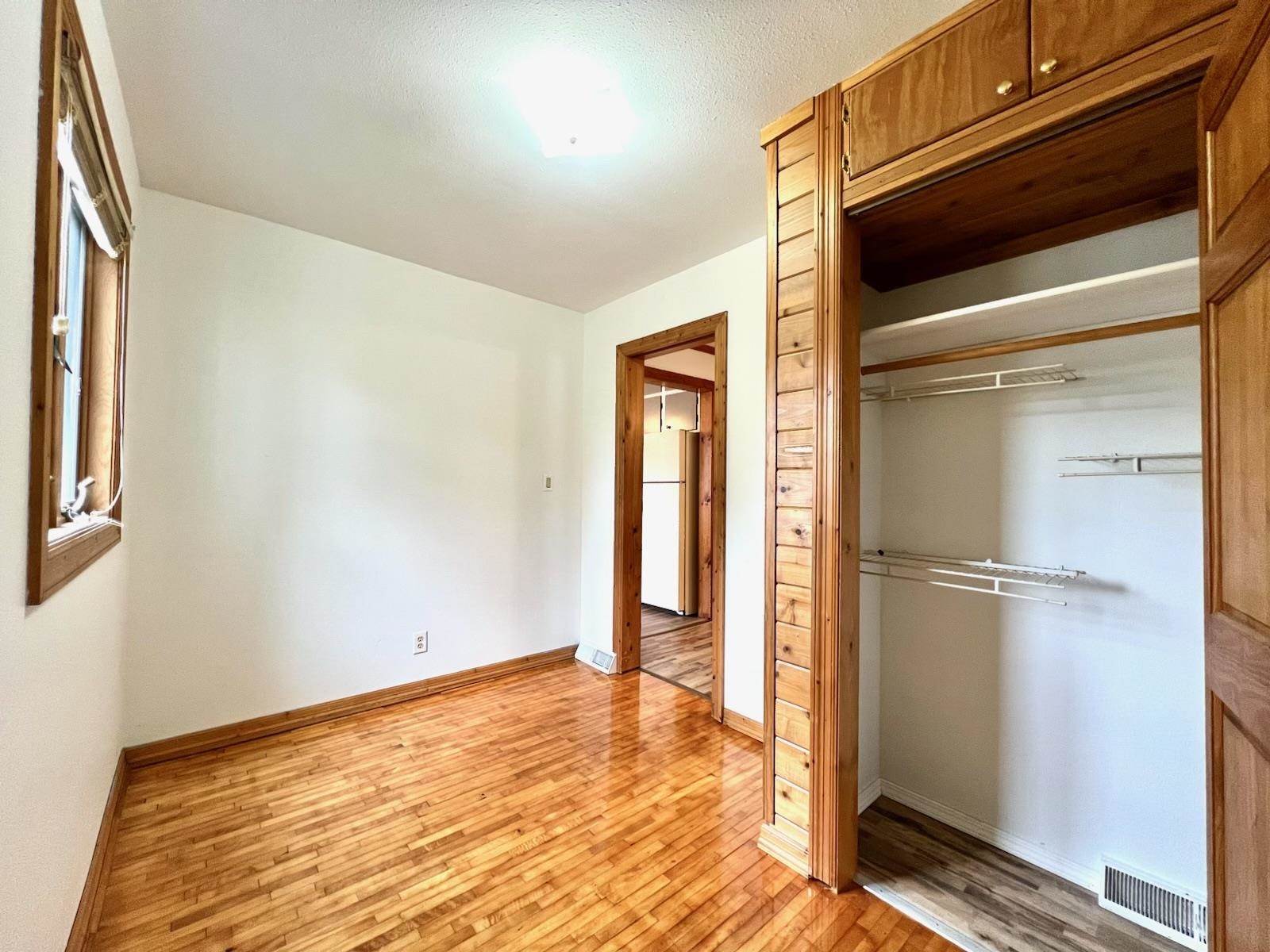 N1053 State Road 22 Waupaca, WI 54981 - Photo 13 of 29