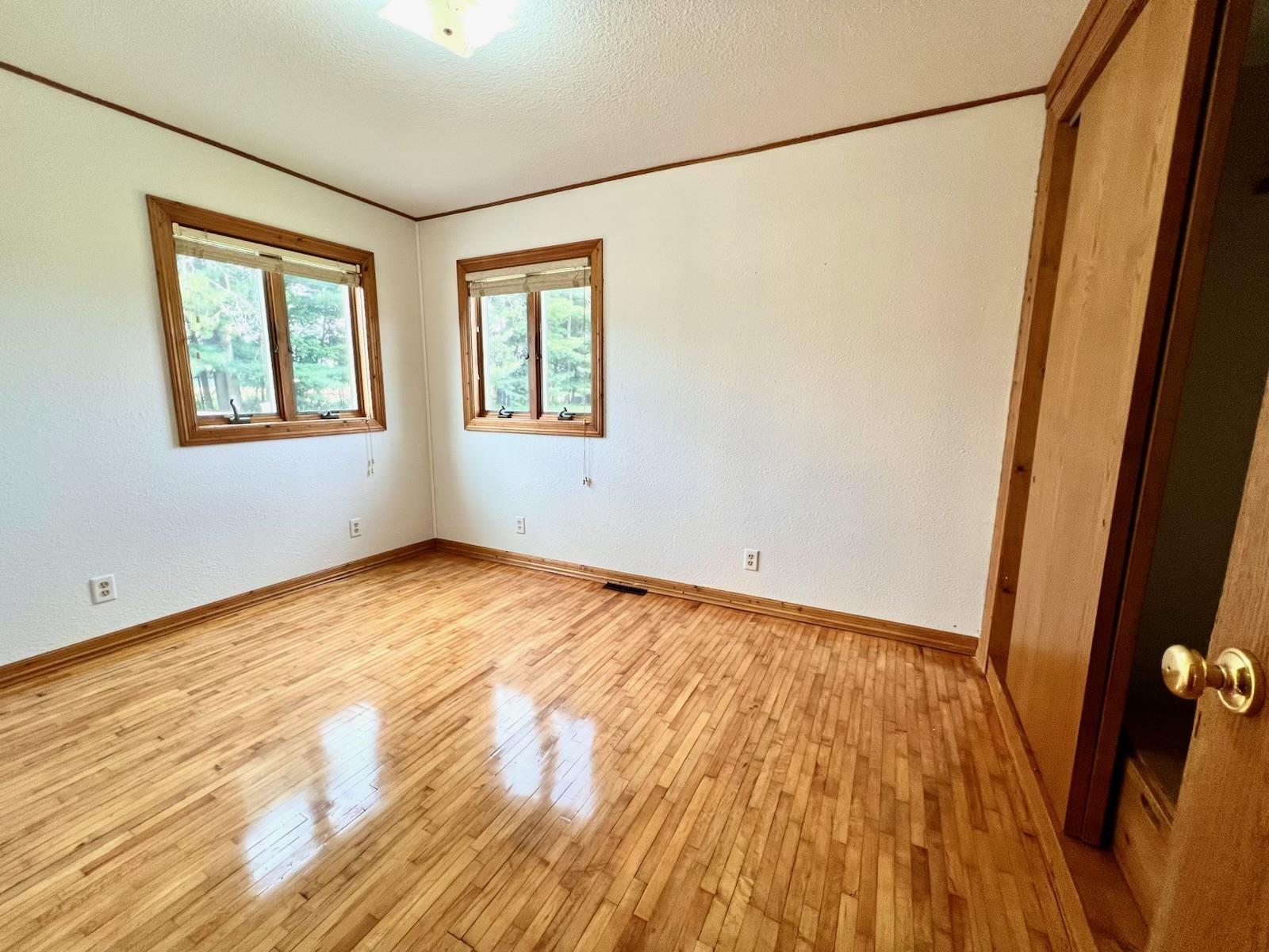 N1053 State Road 22 Waupaca, WI 54981 - Photo 17 of 29