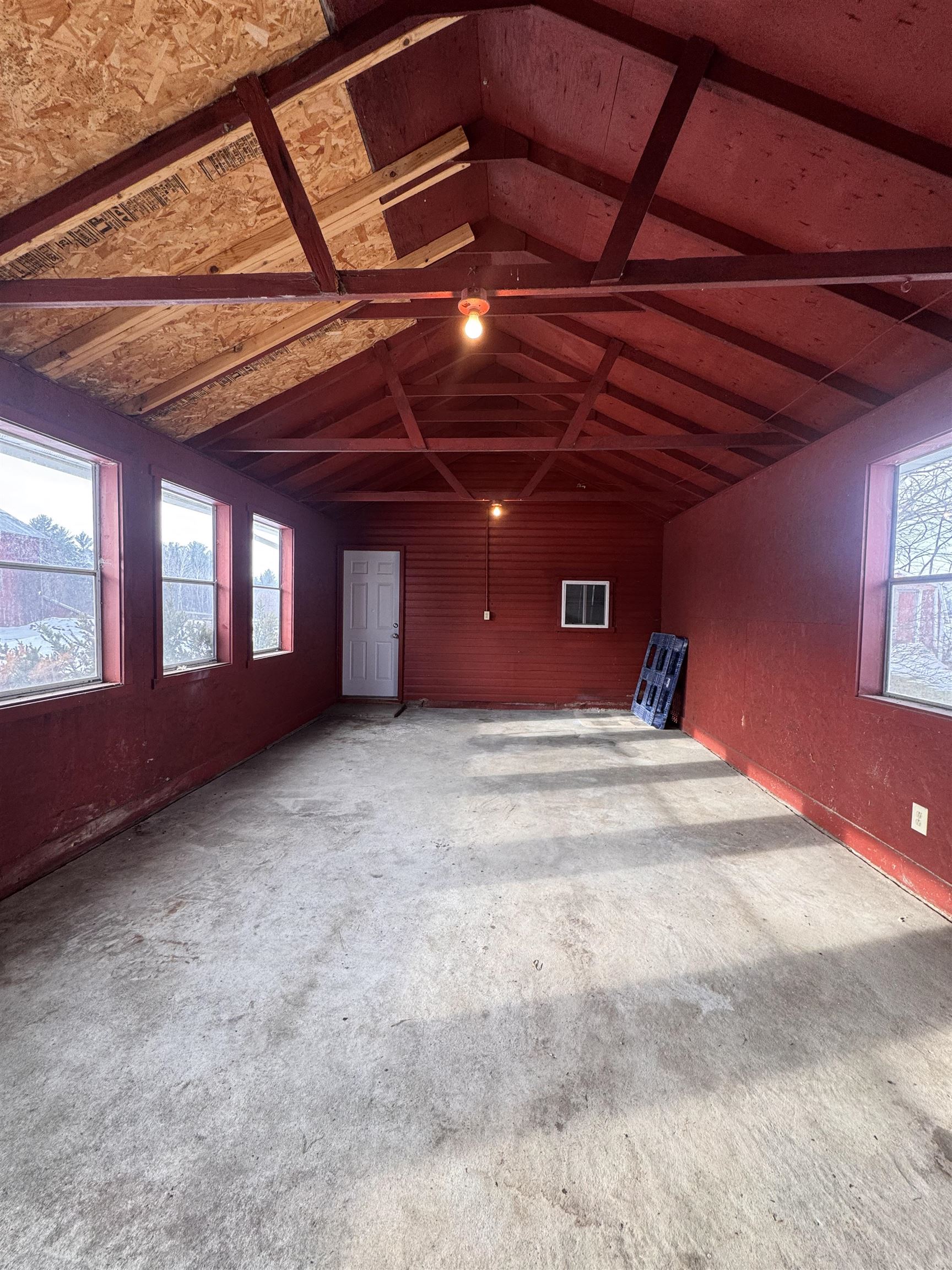 N1053 State Road 22 Waupaca, WI 54981 - Photo 27 of 29